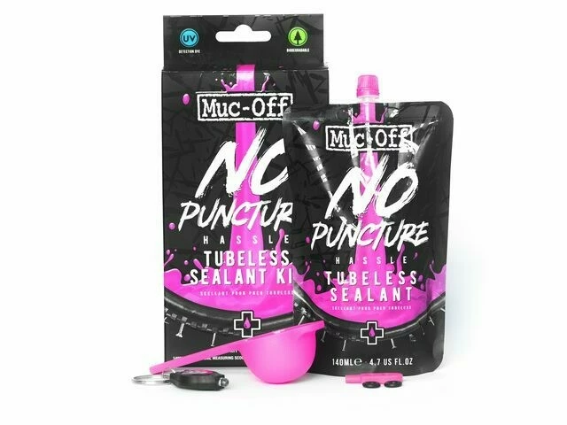 Muc Off Recharge Tubeless 140ML + Accessoires 3 Muc Off Recharge Tubeless 140ML + Accessoires