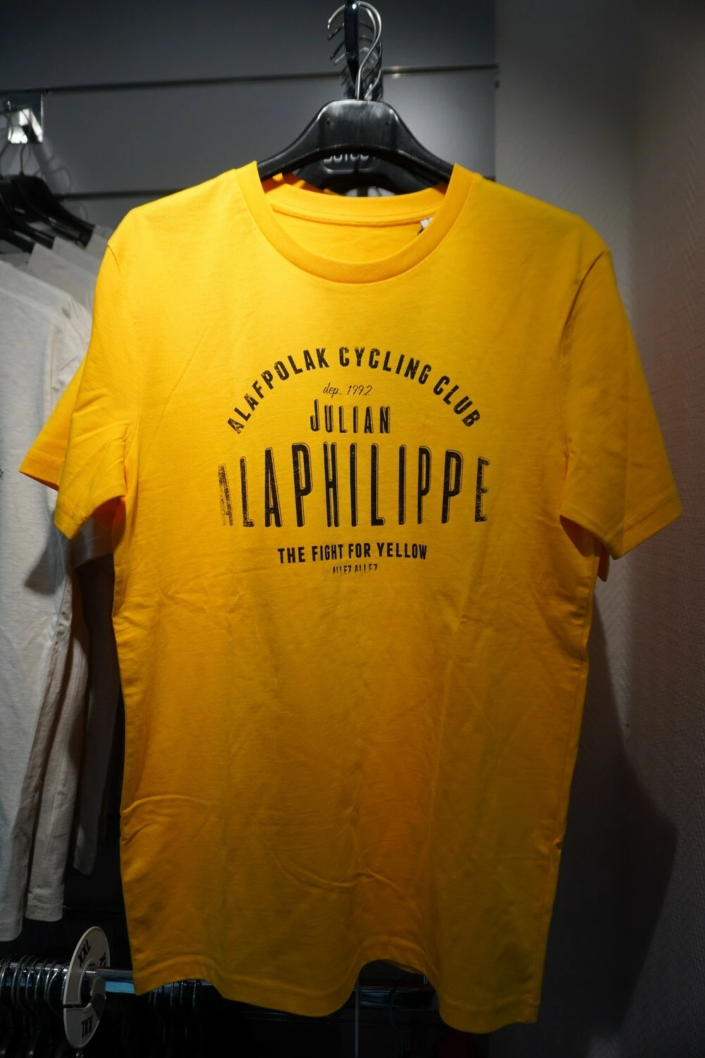 T-Shirt The Vandal '' ALAPHILIPPE CYCLING CLUB '' JAUNE 3 T-Shirt The Vandal '' ALAPHILIPPE CYCLING CLUB '' JAUNE