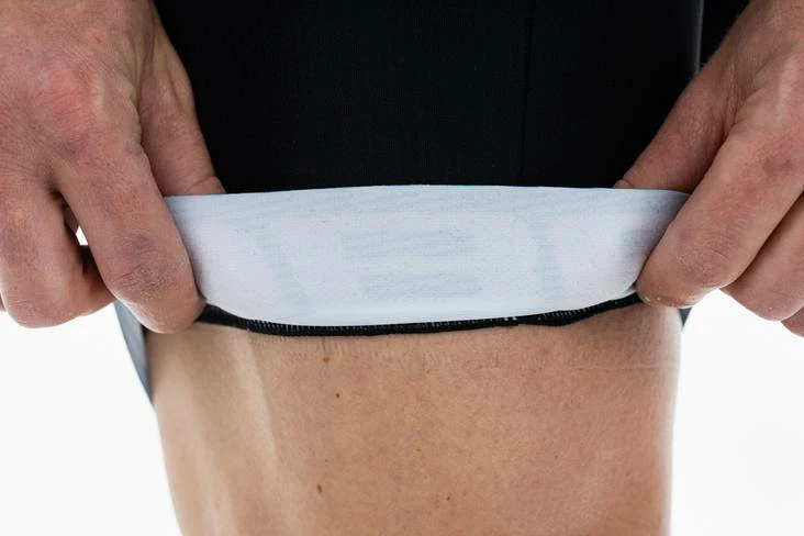 CUBE Teamline Bibshort 2022 Blue'n'red 7 CUBE Teamline Bibshort 2022 Blue'n'red – Image 5