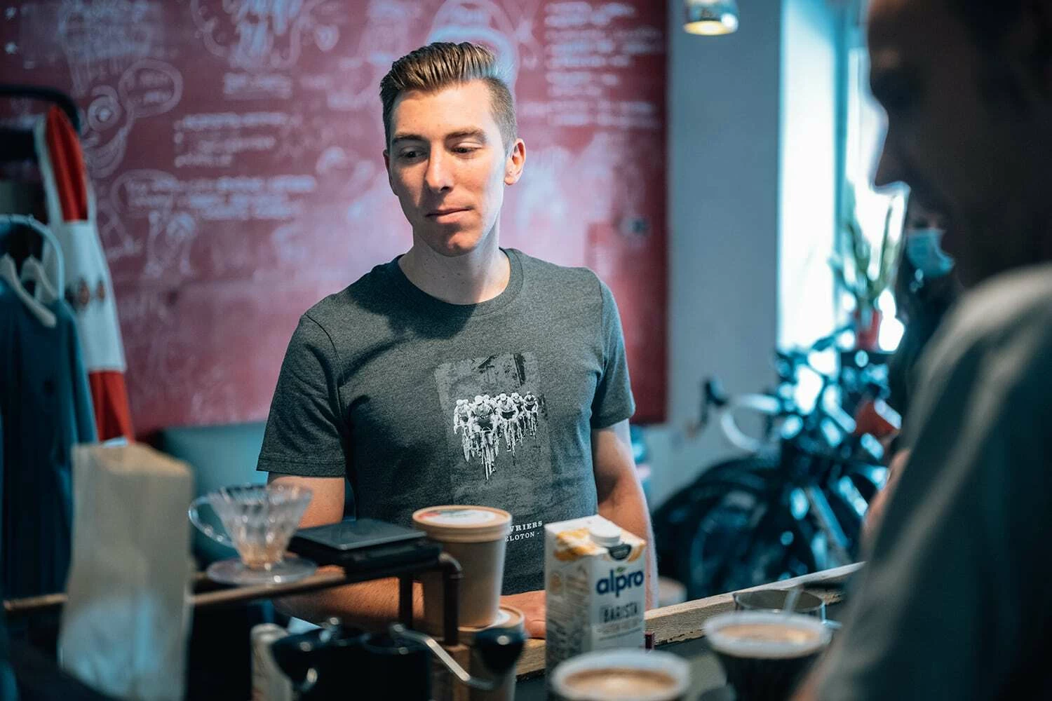 The Vandal - Les Ouvriers Du Peloton T-shirt 5 The Vandal - Les Ouvriers Du Peloton T-shirt – Image 3