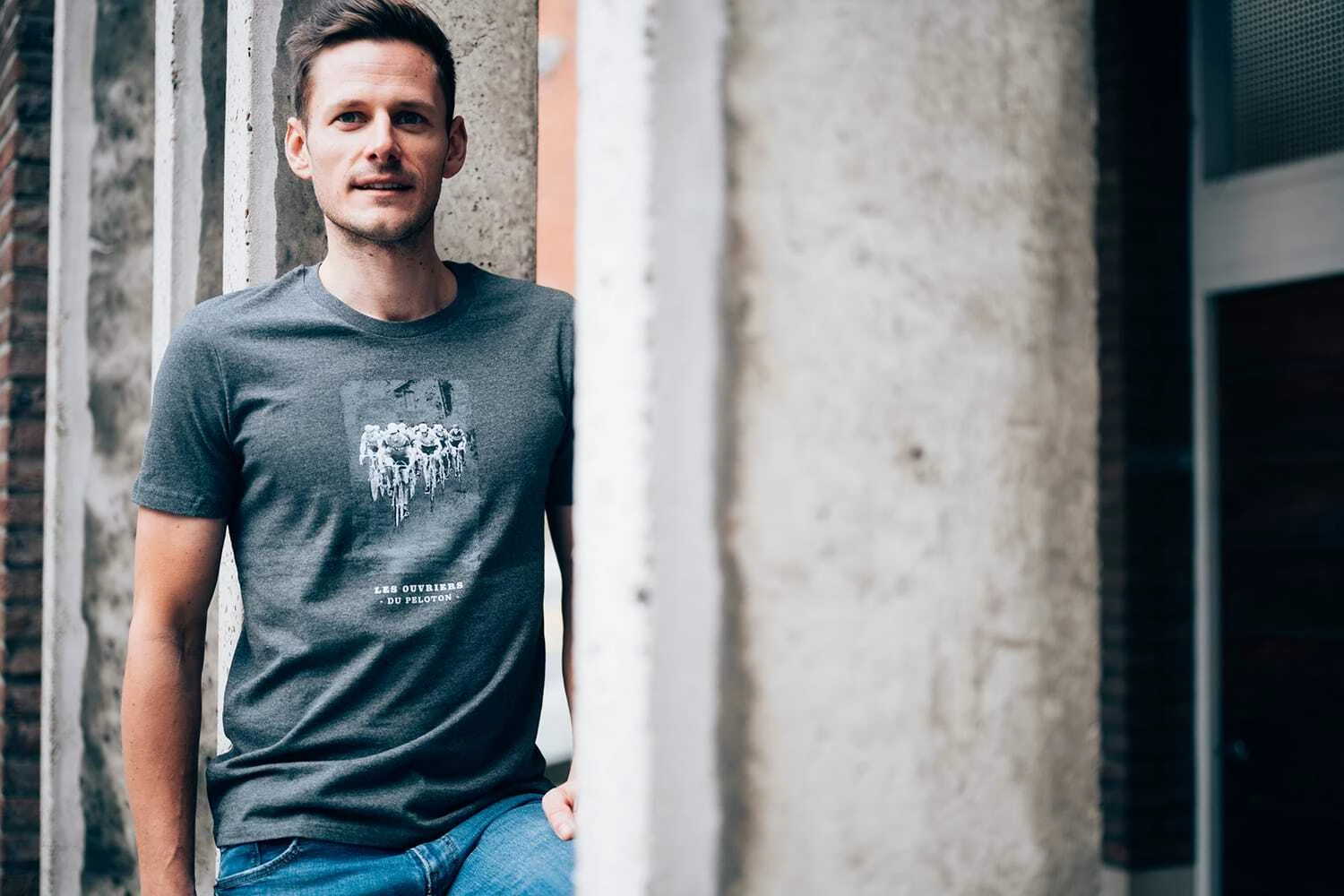 The Vandal - Les Ouvriers Du Peloton T-shirt 4 The Vandal - Les Ouvriers Du Peloton T-shirt – Image 2