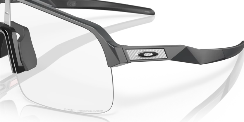 Oakley Sutro Lite Matte Carbon Prizm Photochromic 8 Oakley Sutro Lite Matte Carbon Prizm Photochromic – Image 6